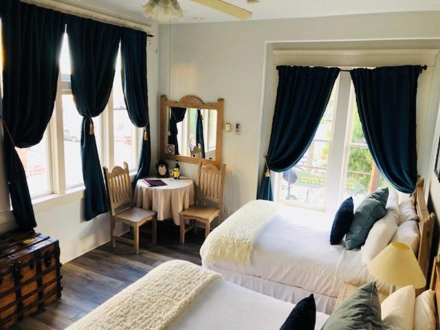 Hotel San Ramon Бисби Экстерьер фото